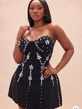 NWT Strapless Stud-Embellished Black Mini Dress - Size 1X